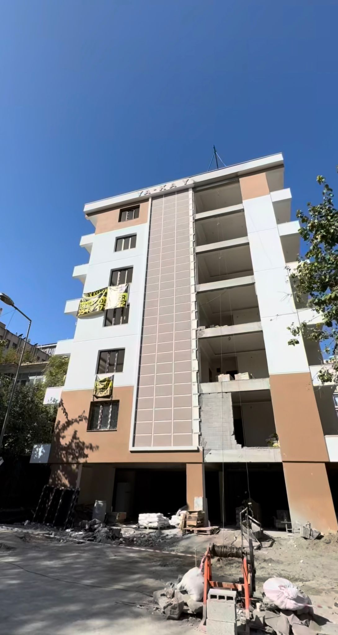 KAYA EMLAK'TAN OFİSDE SIFIR DÜKKAN